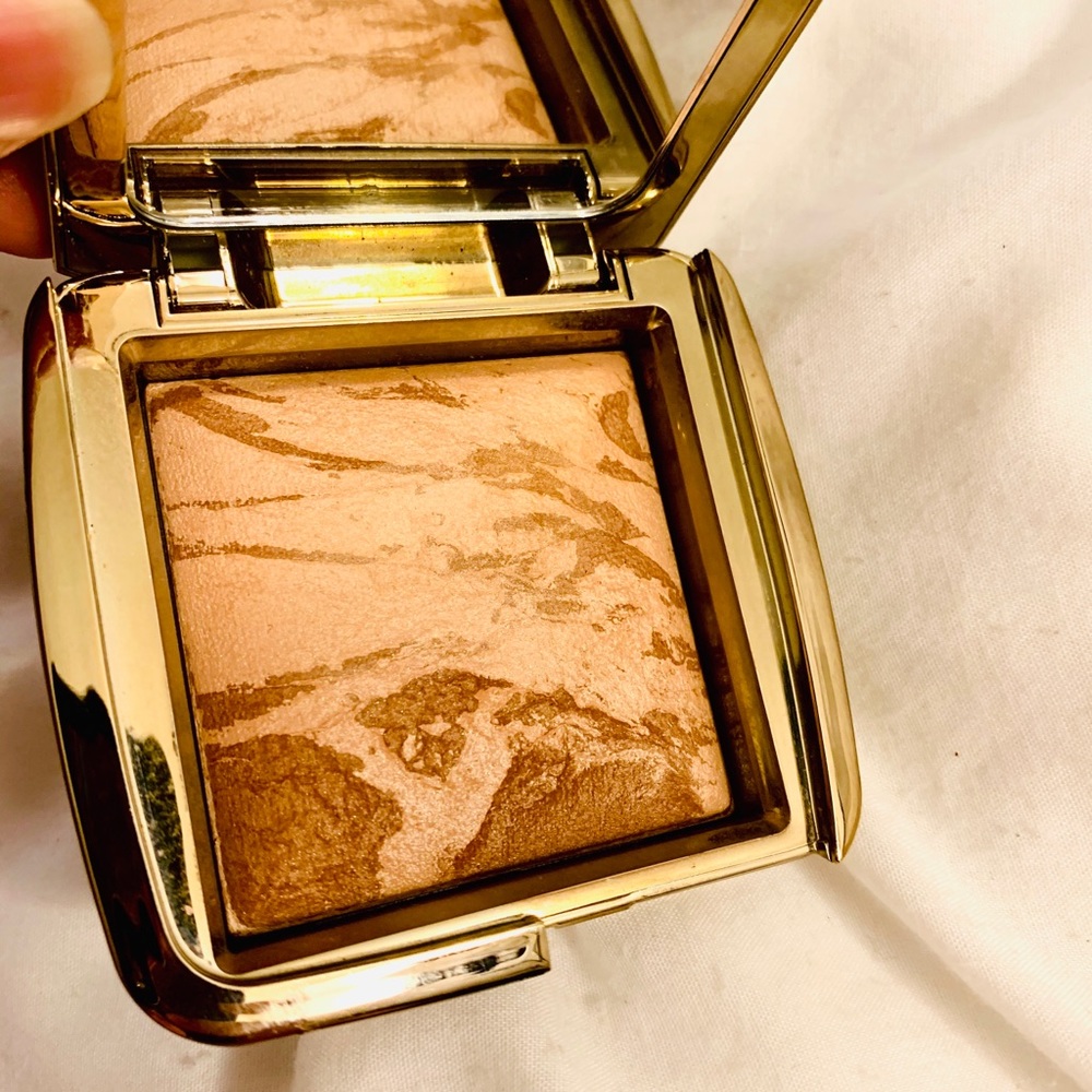 Hourglass Ambient